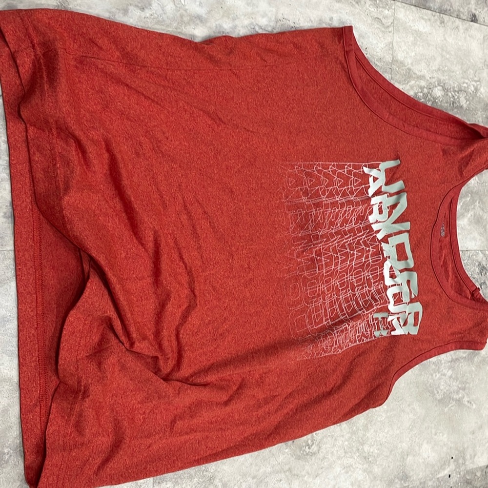 Under armour tank